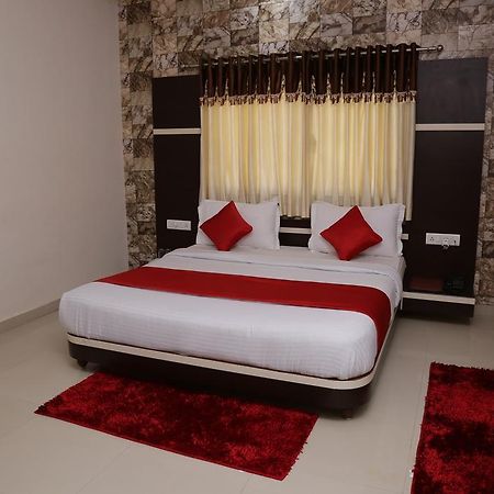 Hotel Rudra Plaza Дварка Екстер'єр фото